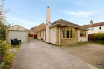 Main Photo of a 3 bedroom  Detached Bungalow for sale