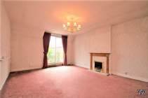 Main Photo of a 3 bedroom  Flat for sale