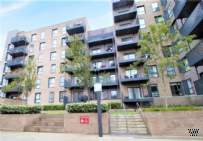 Main Photo of a 2 bedroom  Flat for sale