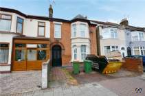 Main Photo of a 5 bedroom  Semi Detached House for sale