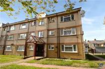 Main Photo of a 1 bedroom  Flat for sale