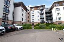 Main Photo of a 2 bedroom  Flat for sale