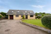 Main Photo of a 4 bedroom  Detached Bungalow for sale