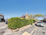 Main Photo of a 1 bedroom  Flat for sale