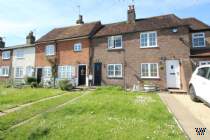 Main Photo of a 2 bedroom  Cottage for sale