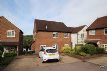 Main Photo of a 2 bedroom  Maisonette for sale