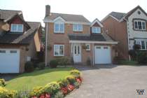 Main Photo of a 4 bedroom  Detached House for sale