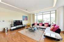 Main Photo of a 3 bedroom  Flat for sale