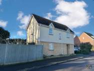 Main Photo of a 2 bedroom  Detached House for sale