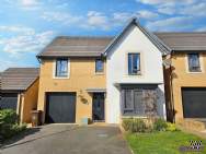 Main Photo of a 4 bedroom  Detached House for sale
