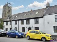Main Photo of a 3 bedroom  Cottage for sale
