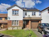 Main Photo of a 5 bedroom  Detached House for sale