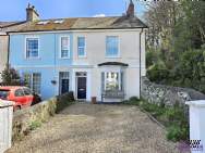 Main Photo of a 3 bedroom  End of Terrace House for sale