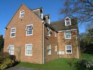 Main Photo of a 2 bedroom  Flat to rent