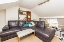 Main Photo of a 2 bedroom  Flat to rent