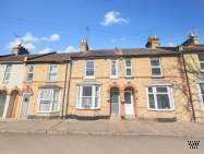 Main Photo of a 2 bedroom  Terraced House for sale