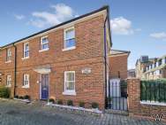 Main Photo of a 2 bedroom  Semi Detached House for sale