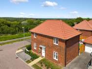 Main Photo of a 4 bedroom  Detached House for sale
