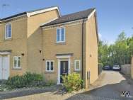 Main Photo of a 2 bedroom  End of Terrace House for sale