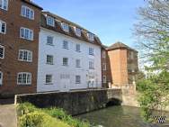 Main Photo of a 1 bedroom  Apartment for sale