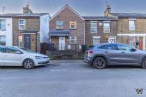 Main Photo of a 2 bedroom  End of Terrace House to rent