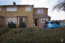 Main Photo of a 4 bedroom  End of Terrace House to rent