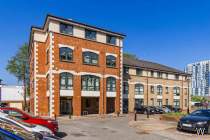 Main Photo of a 1 bedroom  Apartment to rent