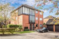 Main Photo of a 2 bedroom  Apartment to rent