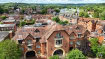 Main Photo of a 1 bedroom  Apartment for sale