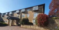 Main Photo of a 2 bedroom  Flat to rent
