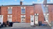 Main Photo of a 3 bedroom  Terraced House for sale
