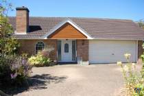 Main Photo of a 3 bedroom  Detached Bungalow for sale