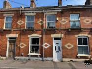 Main Photo of a 2 bedroom  Terraced House for sale