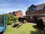 Main Photo of a 2 bedroom  Semi Detached House for sale