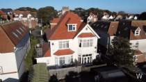 Main Photo of a 3 bedroom  Apartment for sale