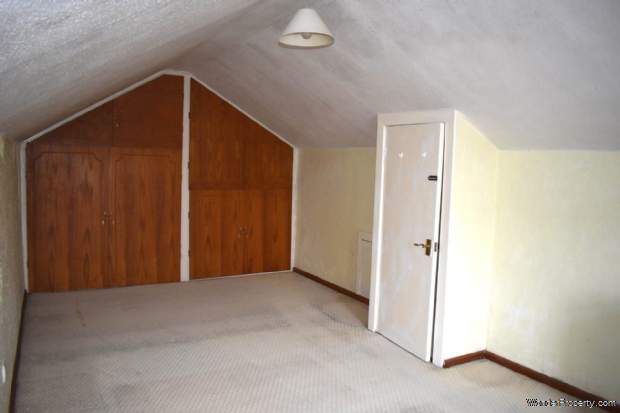 Main Photo