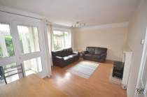 Main Photo of a 3 bedroom  Maisonette to rent