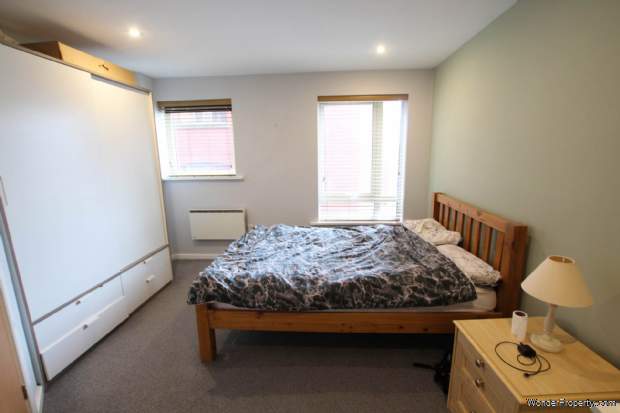 Main Photo