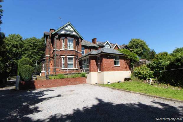 Main Photo