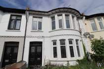 Main Photo of a 2 bedroom  Flat to rent