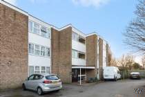 Main Photo of a 1 bedroom  Flat for sale