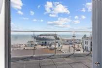 Main Photo of a 2 bedroom  Flat for sale