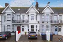 Main Photo of a 4 bedroom  Terraced House for sale