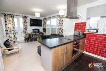 Main Photo of a 2 bedroom  Flat to rent
