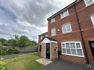 Main Photo of a 4 bedroom  Terraced House to rent