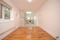 Main Photo of a 4 bedroom  Terraced House to rent