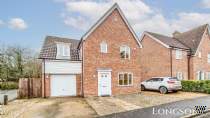 Main Photo of a 3 bedroom  Detached House for sale