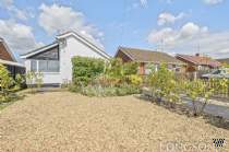 Main Photo of a 2 bedroom  Detached House for sale