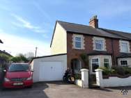 Main Photo of a 3 bedroom  End of Terrace House for sale