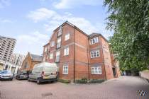 Main Photo of a 1 bedroom  Flat for sale